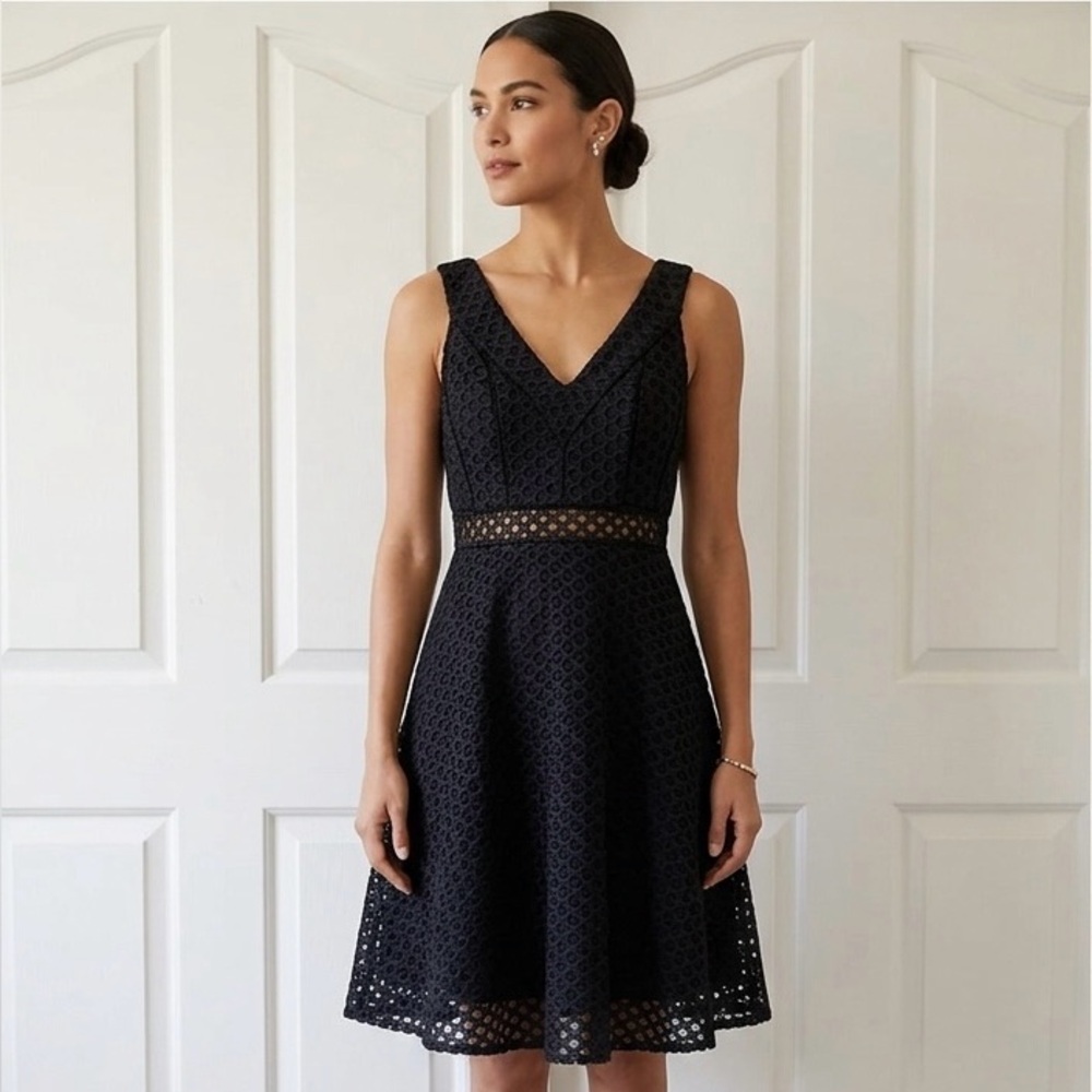 MAJE Classic Black Sleeveless V-Neck Lace Dress. Size 1